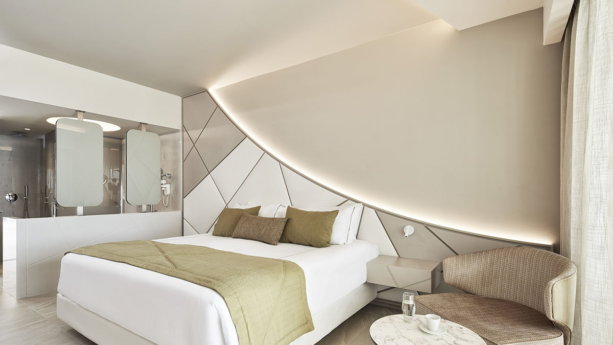 Deluxe Bungalow Swin Up Garden View